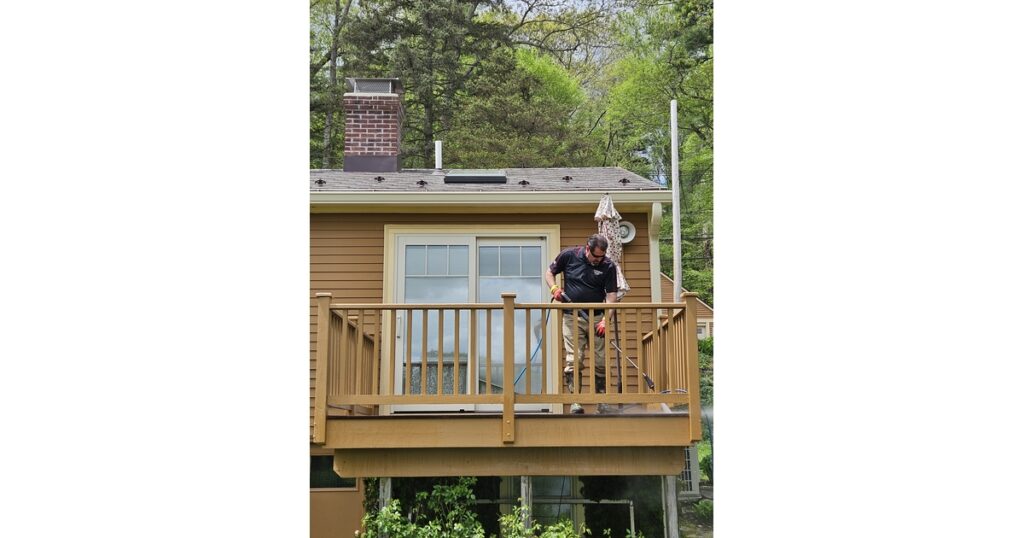 Pressure washing services in Massachusetts