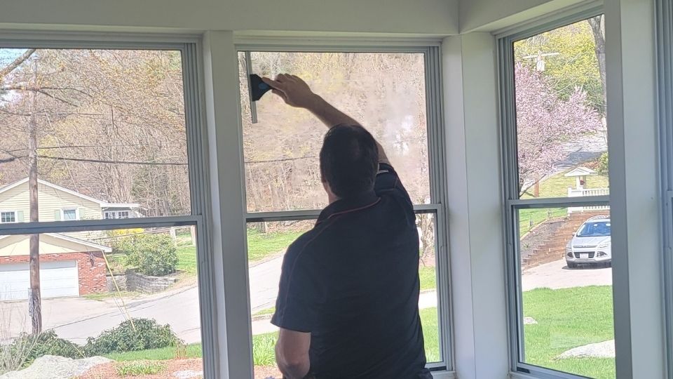 window cleaning central Massachusetts window cleaning central Massachusetts